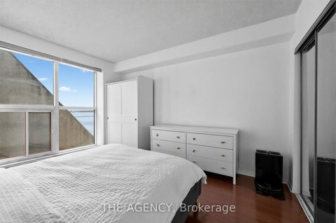 Photo 21 at 606 - 99 Harbour Square, Waterfront Communities C1, Toronto