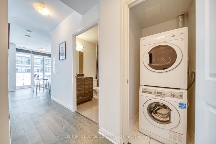 Photo 14 at 707 - 59 Annie Craig Drive, Mimico, Toronto