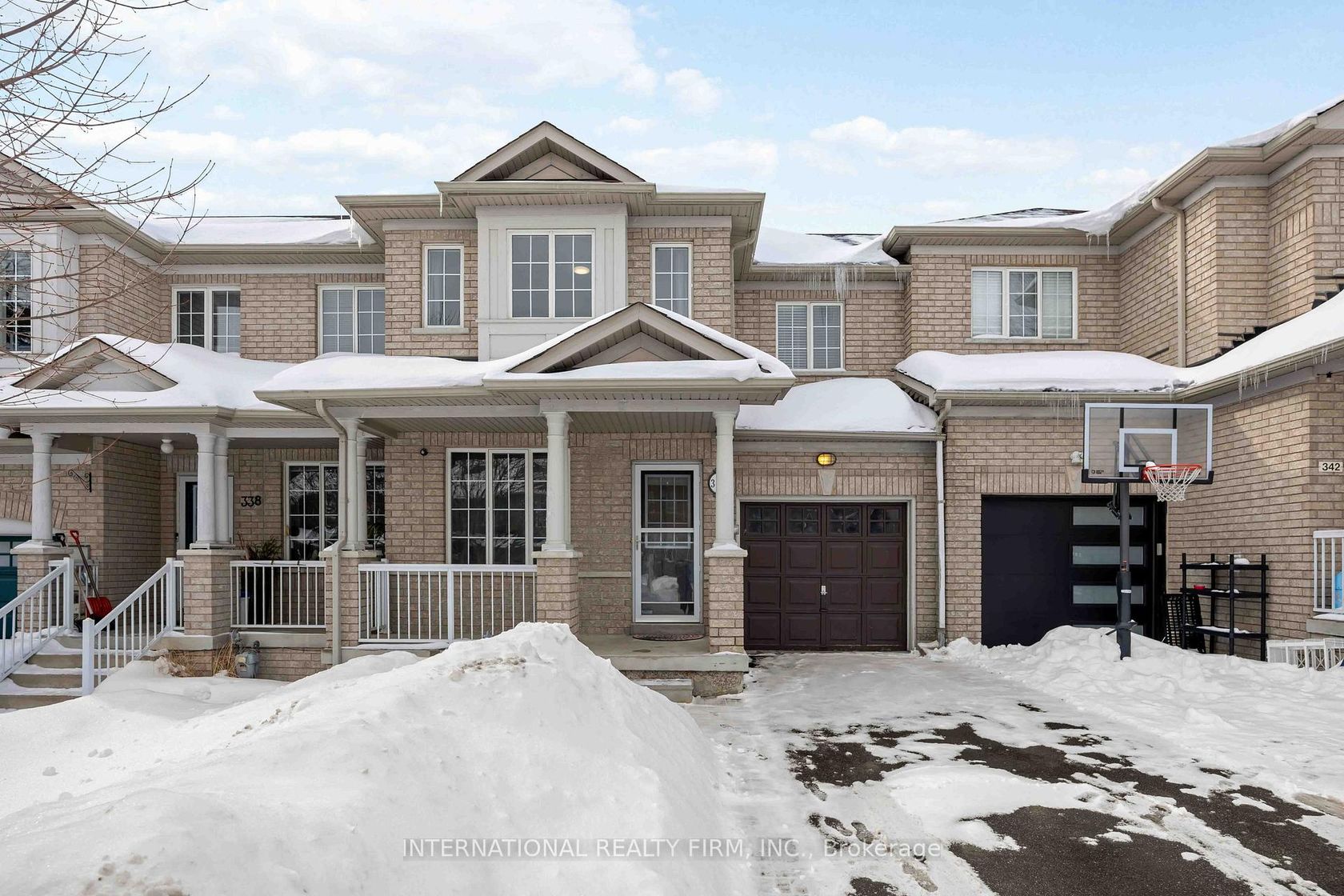 340 Flagstone Way, Woodland Hill, Newmarket photo 6