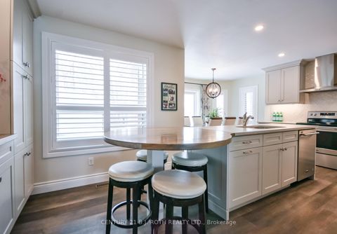 Photo 4 at 91 Benson Drive, Sandy Hollow, Barrie