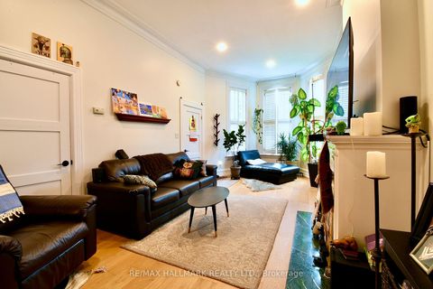 Photo 4 at 34 River Street, Regent Park, Toronto