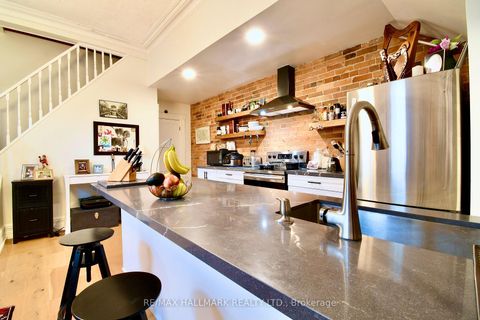 Photo 7 at 34 River Street, Regent Park, Toronto