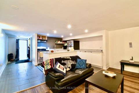 Photo 35 at 34 River Street, Regent Park, Toronto