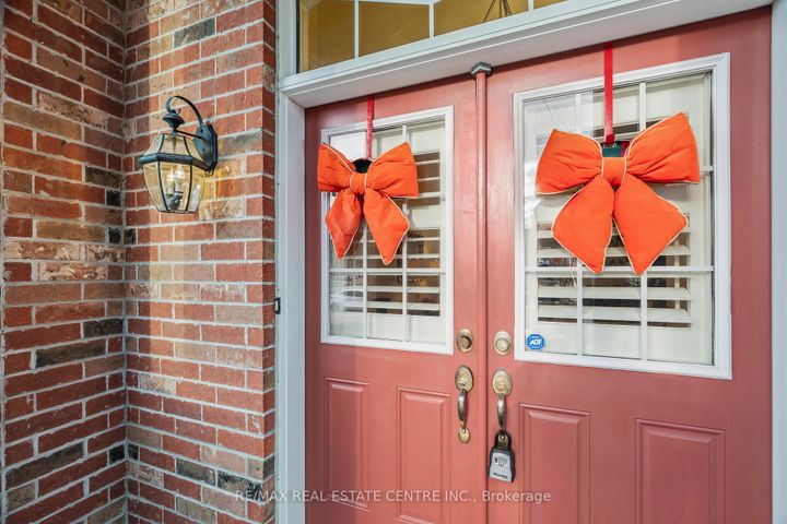 Photo 3 at 15 Helman Road, Wellington, Brampton