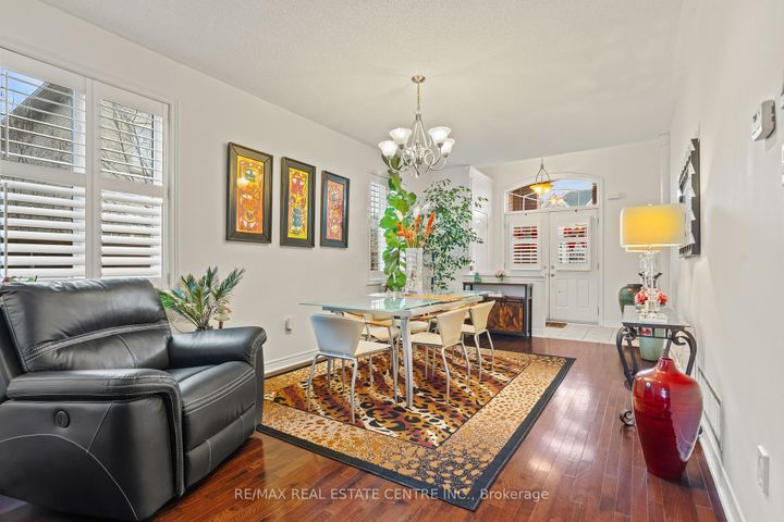 Photo 7 at 15 Helman Road, Wellington, Brampton