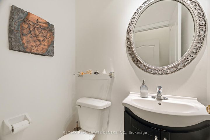 Photo 38 at 15 Helman Road, Wellington, Brampton