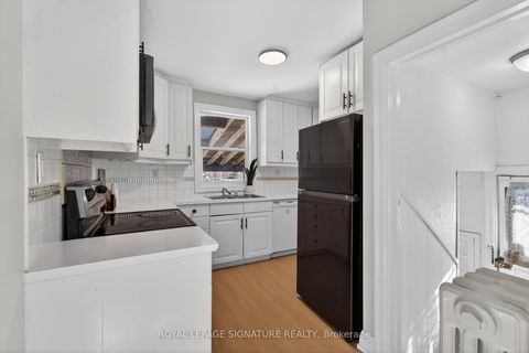 Photo 10 at 3 Wanstead Avenue, Oakridge, Toronto