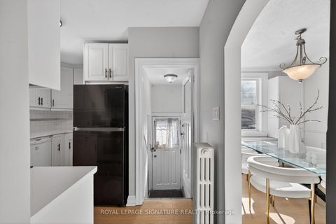 Photo 13 at 3 Wanstead Avenue, Oakridge, Toronto