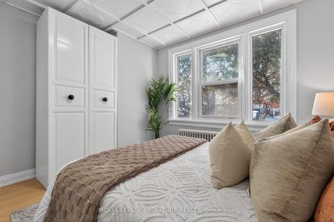 Photo 15 at 3 Wanstead Avenue, Oakridge, Toronto