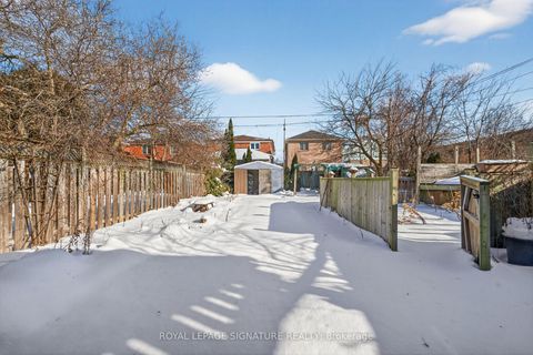 Photo 32 at 3 Wanstead Avenue, Oakridge, Toronto