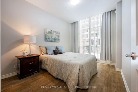 Photo 16 at 108 - 18 Harding Boulevard W, Harding, Richmond Hill