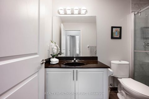 Photo 18 at 108 - 18 Harding Boulevard W, Harding, Richmond Hill