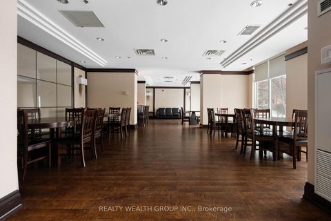 Photo 31 at 108 - 18 Harding Boulevard W, Harding, Richmond Hill