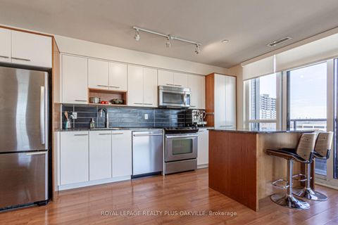 Photo 10 at 510 - 5 Valhalla Inn Road, City Centre West, Toronto