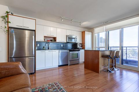 Photo 13 at 510 - 5 Valhalla Inn Road, City Centre West, Toronto