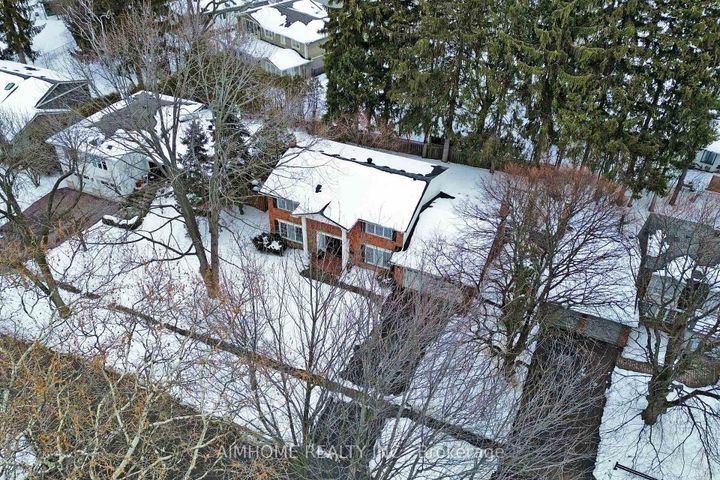 Photo 40 at 131 Castle Crescent, FD Ford, Oakville