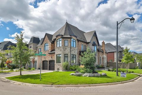 Photo 3 at 1 Ria Court, King City, King