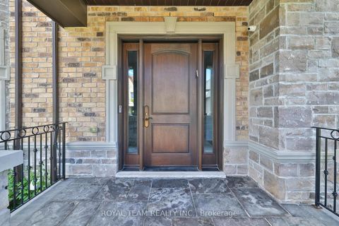 Photo 5 at 1 Ria Court, King City, King