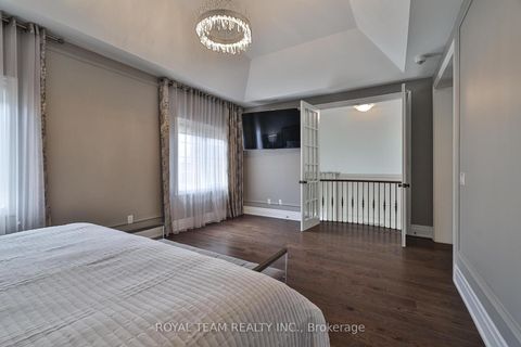 Photo 22 at 1 Ria Court, King City, King