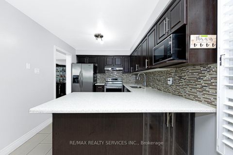 Photo 9 at 161 Hupfield Trail, Malvern, Toronto