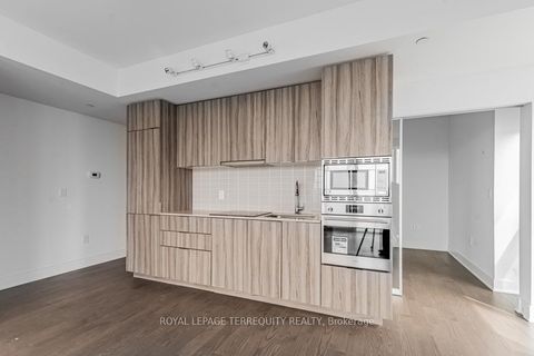 Photo 5 at 3106 - 955 Bay Street, Bay Street Corridor, Toronto