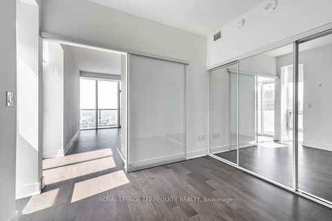 Photo 19 at 3106 - 955 Bay Street, Bay Street Corridor, Toronto