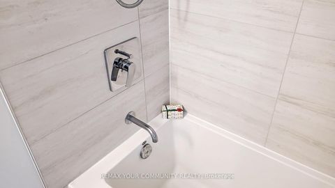 Photo 19 at 3011 - 2920 Highway 7 Road, Concord, Vaughan