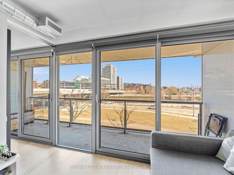 Photo 17 at 305 - 170 Bayview Avenue, Moss Park, Toronto