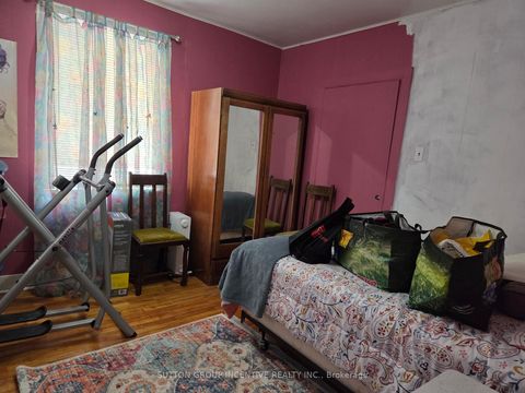 Photo 3 at 52 McDonald Street, Codrington, Barrie