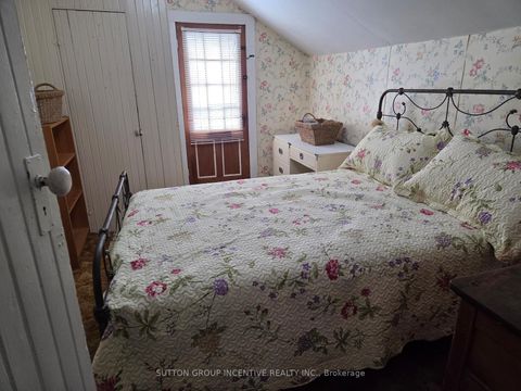 Photo 7 at 52 McDonald Street, Codrington, Barrie