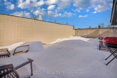 Photo 33 at 1166 CRAVEN Road, Coxwell, Toronto