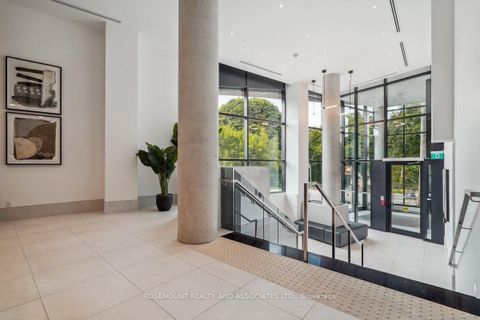 Photo 7 at 407 - 160 Kingsway Crescent, Kingsway South, Toronto