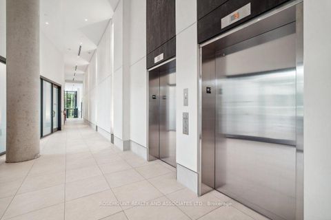 Photo 8 at 407 - 160 Kingsway Crescent, Kingsway South, Toronto