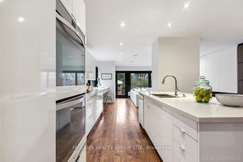 Photo 14 at 88 Brookdale Avenue, Lawrence Park North, Toronto