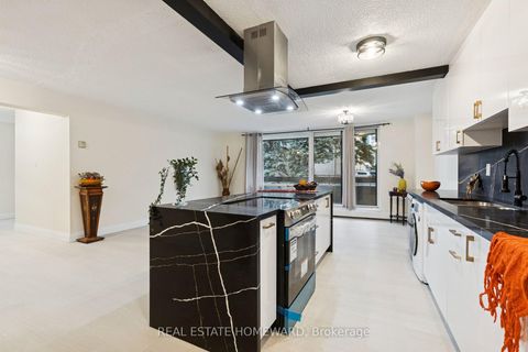 Photo 14 at 209 - 1210 Radom Street, Bay Ridges, Pickering