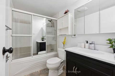 Photo 31 at 209 - 1210 Radom Street, Bay Ridges, Pickering