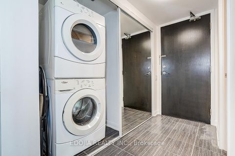 Photo 10 at 1617 - 17 Anndale Drive, Willowdale East, Toronto
