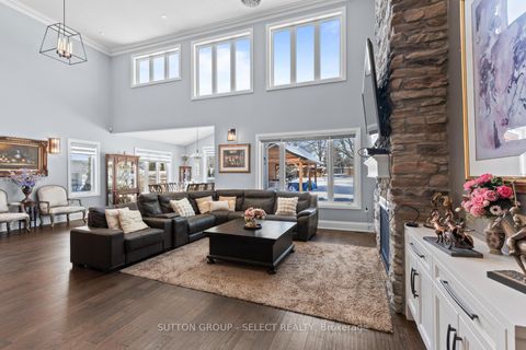 Photo 6 at 276 Sunnybrae Avenue, Stroud, Innisfil