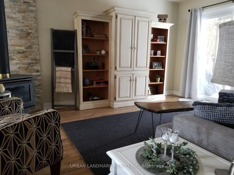 Photo 1 at 83 Lawrence Crescent, Bowmanville, Clarington