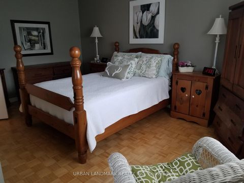 Photo 4 at 83 Lawrence Crescent, Bowmanville, Clarington
