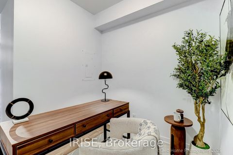 Photo 12 at 716 - 1787 St Clair Avenue W, Pellam Park, Toronto