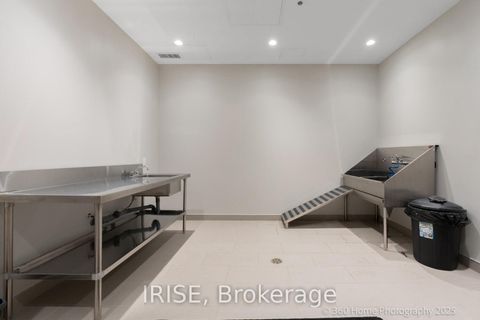 Photo 35 at 716 - 1787 St Clair Avenue W, Pellam Park, Toronto