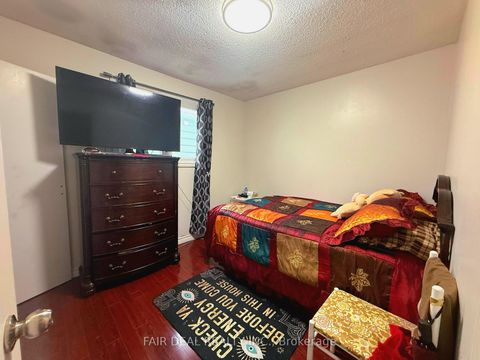 Photo 12 at 3720 Brandon Gate Drive, Malton, Mississauga