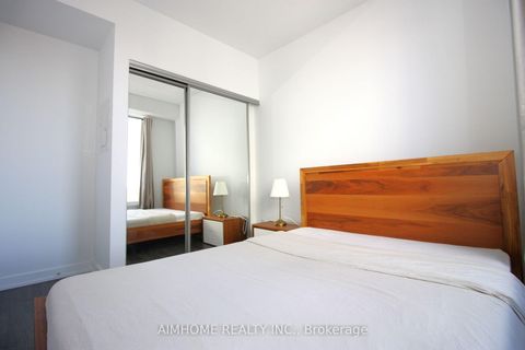 Photo 8 at 2915 - 1926 Lake Shore Boulevard W, South Parkdale, Toronto