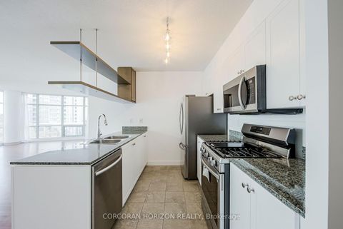 Photo 7 at 609 - 10 Navy Wharf Court, Waterfront Communities C1, Toronto