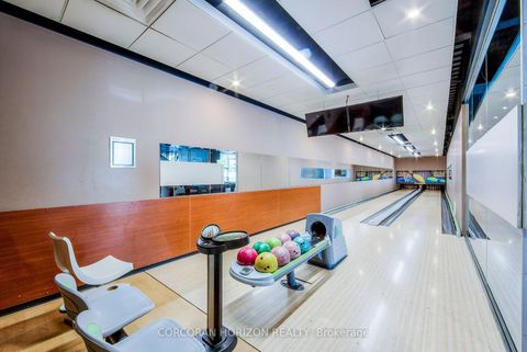 Photo 37 at 609 - 10 Navy Wharf Court, Waterfront Communities C1, Toronto