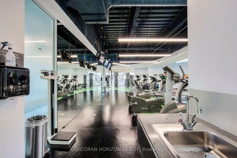 Photo 44 at 609 - 10 Navy Wharf Court, Waterfront Communities C1, Toronto