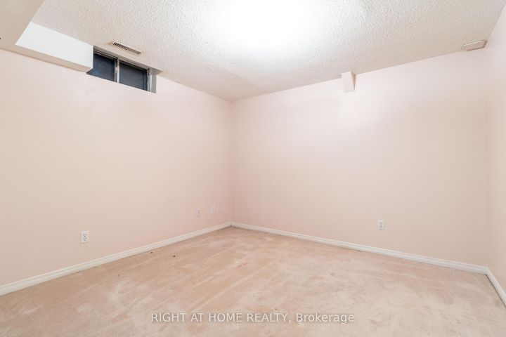 Photo 32 at 1686 Major Oaks Road, Brock Ridge, Pickering