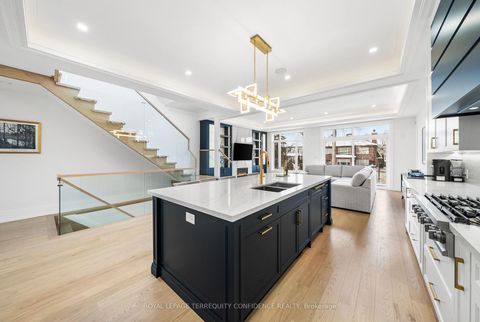 Photo 9 at 320 Hounslow Avenue, Willowdale West, Toronto