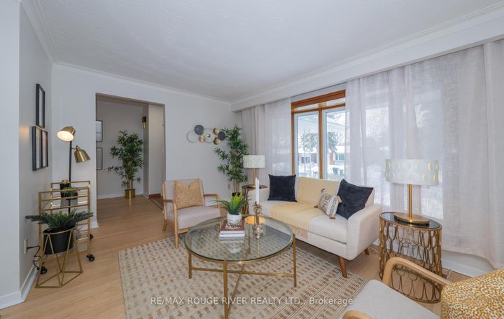 Photo 7 at 48 Limevale Crescent, West Hill, Toronto